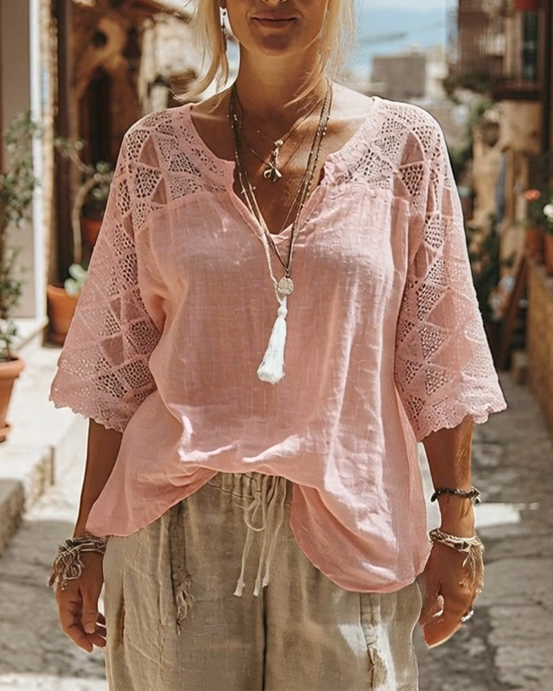 Blusa con Cuello en V y Detalle de Encaje